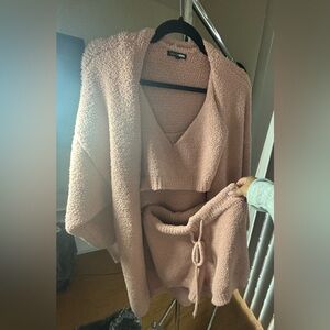 Fashion Nova Blush Plush V-Neck Sweater 3 Piece Set